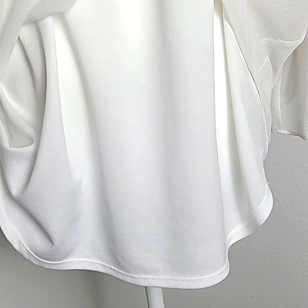 Roz & Ali White Blouse with Chiffon Overlay & Gold Bar Accent, Size 1X - Picture 5 of 9